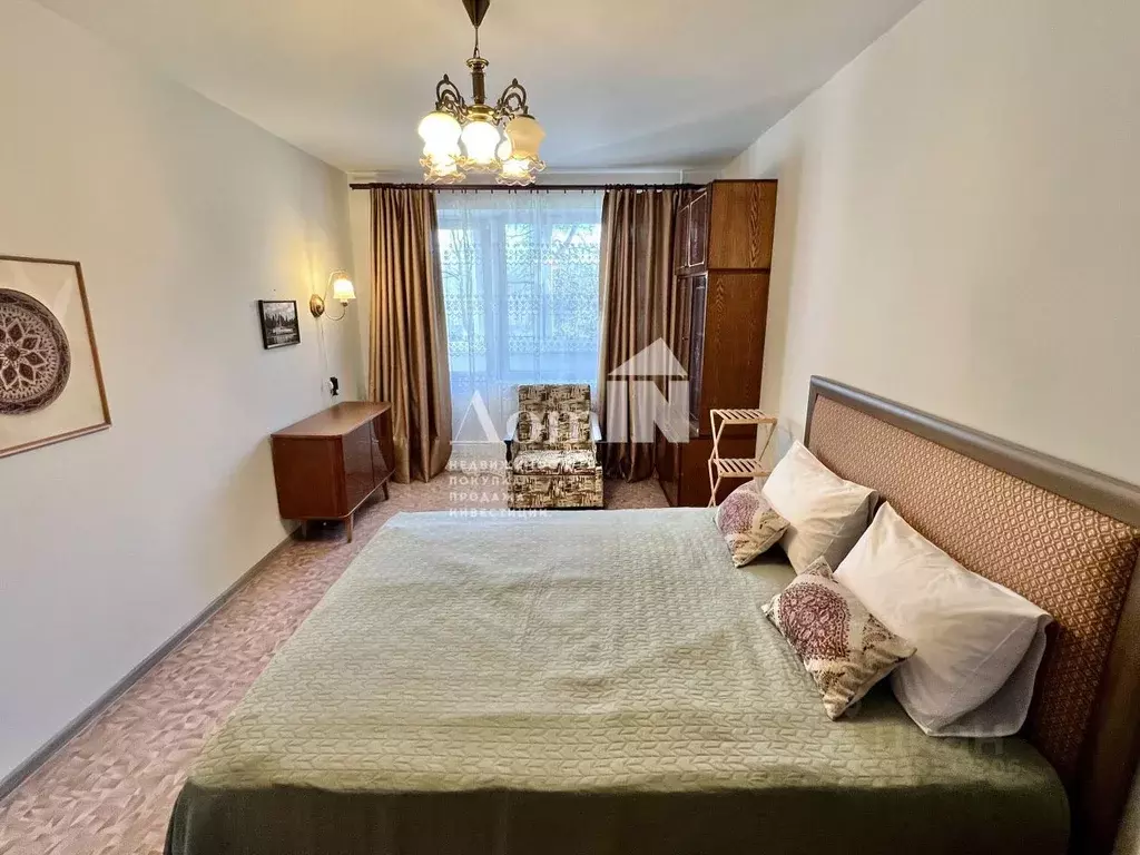 2-к кв. Ленинградская область, Гатчина ул. Чкалова, 21 (53.4 м) - Фото 1