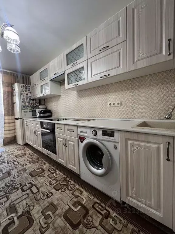 3-к кв. Саратовская область, Саратов ул. Имени Ю.И. Менякина, 8 (73.0 ... - Фото 0