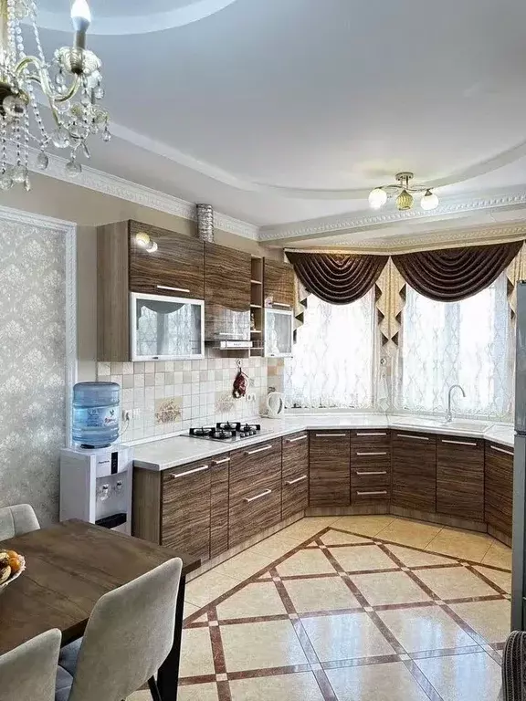 Дом в Ростовская область, Ростов-на-Дону Раздельная ул. (246 м) - Фото 0