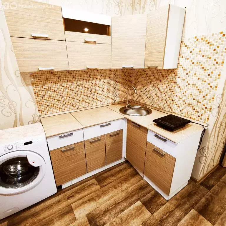 Квартира-студия: посёлок Красное Поле, квартал Звёздный, улица ... - Фото 1