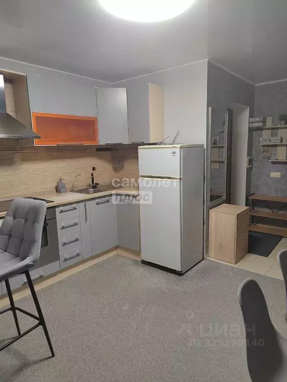 3-к кв. Тюменская область, Тюмень ул. Мельникайте, 48а (62.0 м) - Фото 2