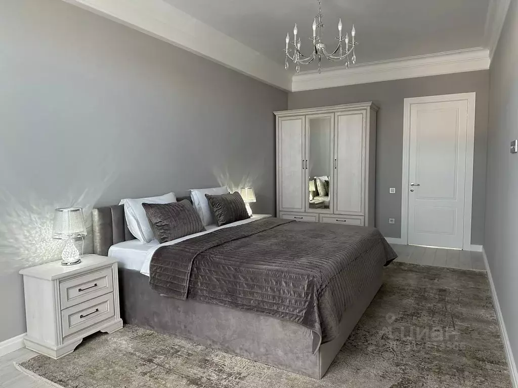 2-к кв. Дагестан, Махачкала ул. Времена Года, 9к2 (90.0 м) - Фото 0