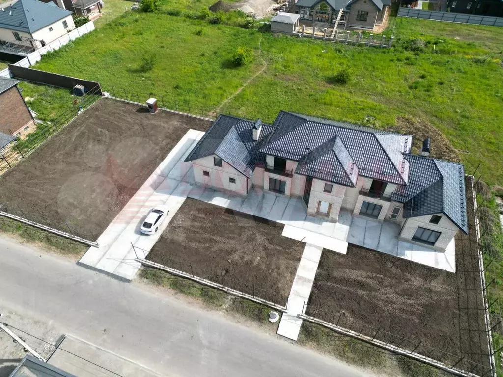 Дом 450 м на участке 18 сот. - Фото 1