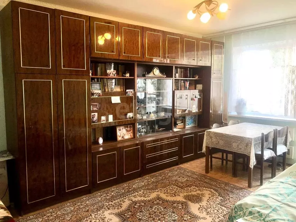 1-к кв. Саратовская область, Саратов ул. 3-я Степная, 4Б (37.4 м) - Фото 0