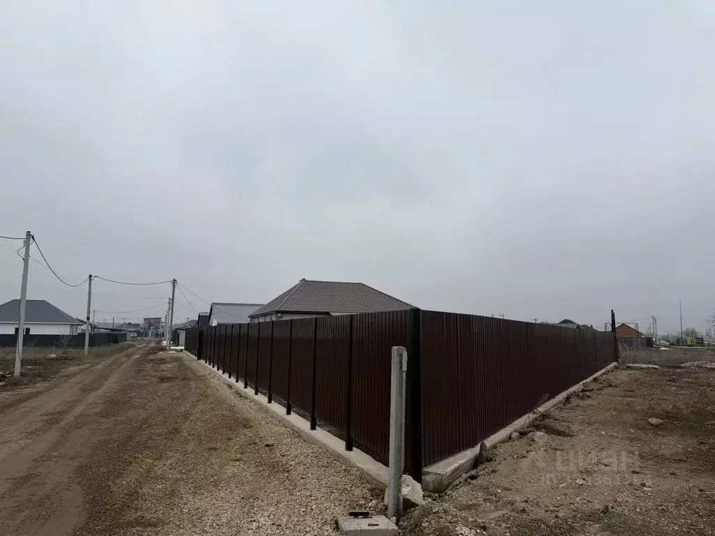 Дом в Саратовская область, Энгельсский район, Красноярское ... - Фото 1