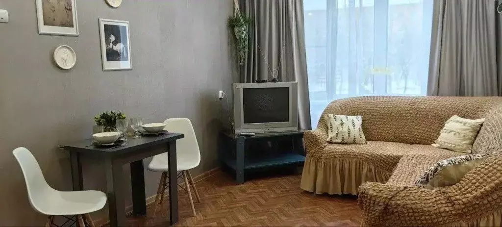 2-к кв. Ленинградская область, Кириши просп. Ленина, 12 (50.0 м) - Фото 2