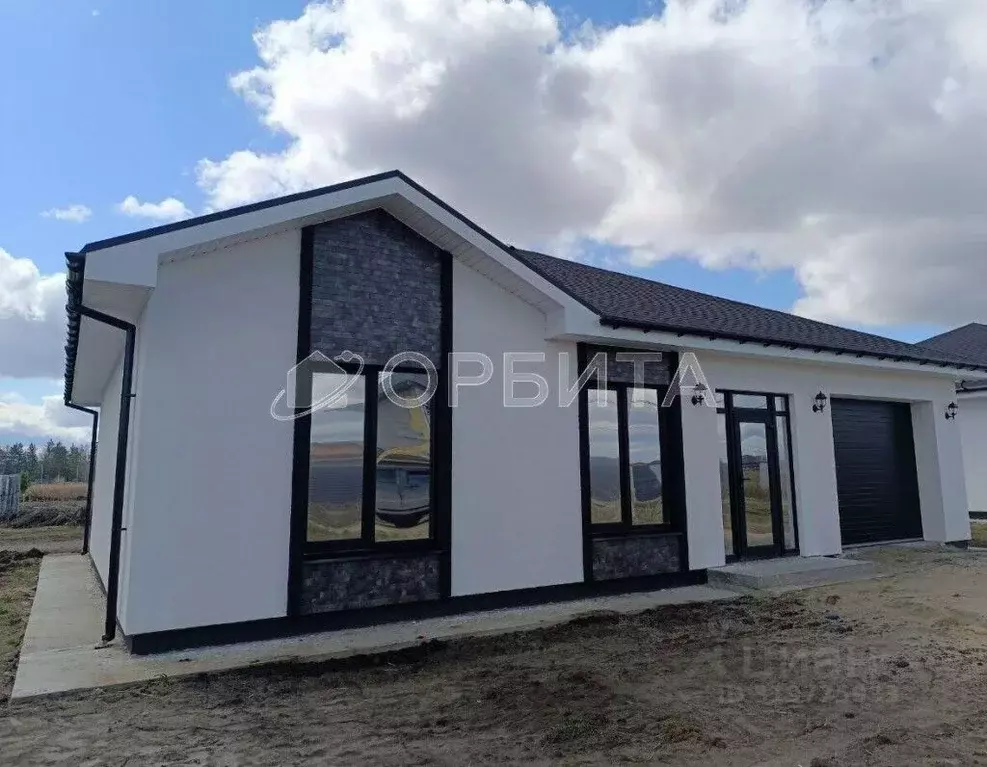 Дом в Тюменская область, Тюменский район, с. Успенка  (130 м) - Фото 1