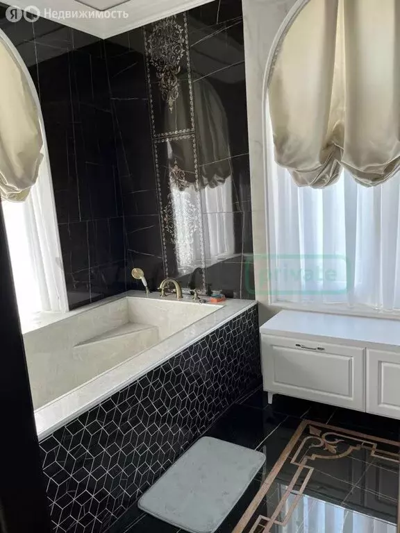Дом в Калининград, Бассейная улица (360 м) - Фото 1