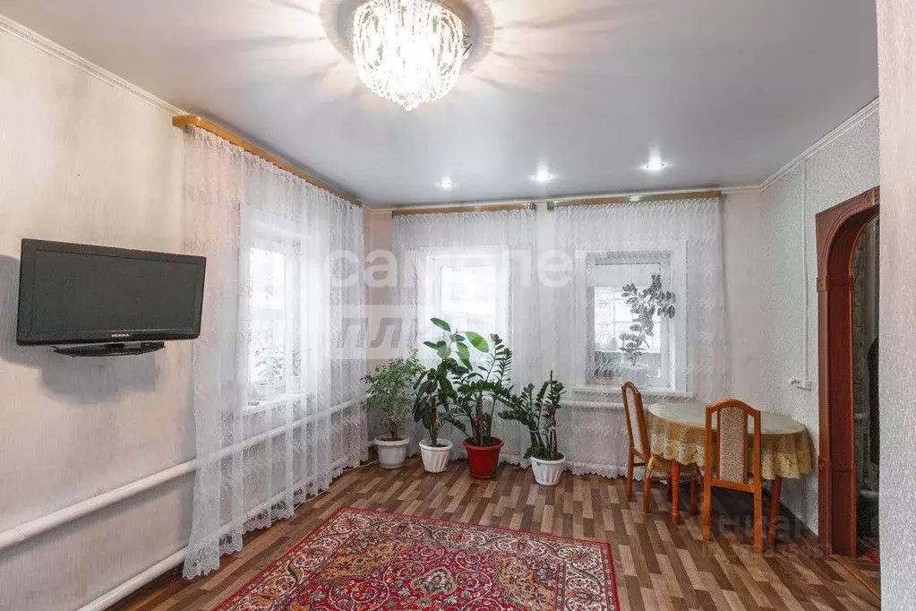 Дом в Омская область, Омск ул. 21-я Линия (56 м) - Фото 2