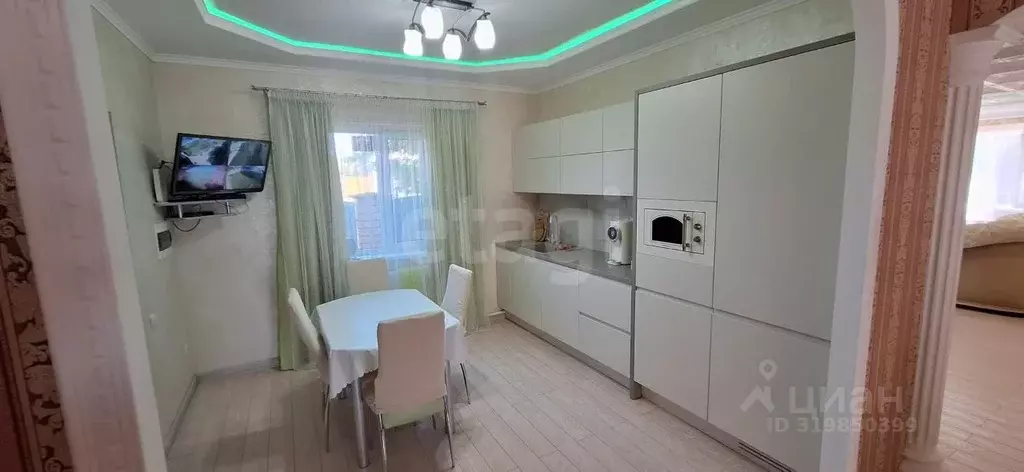 Дом в Башкортостан, Чекмагушевский район, Тузлукушевский сельсовет, с. ... - Фото 1