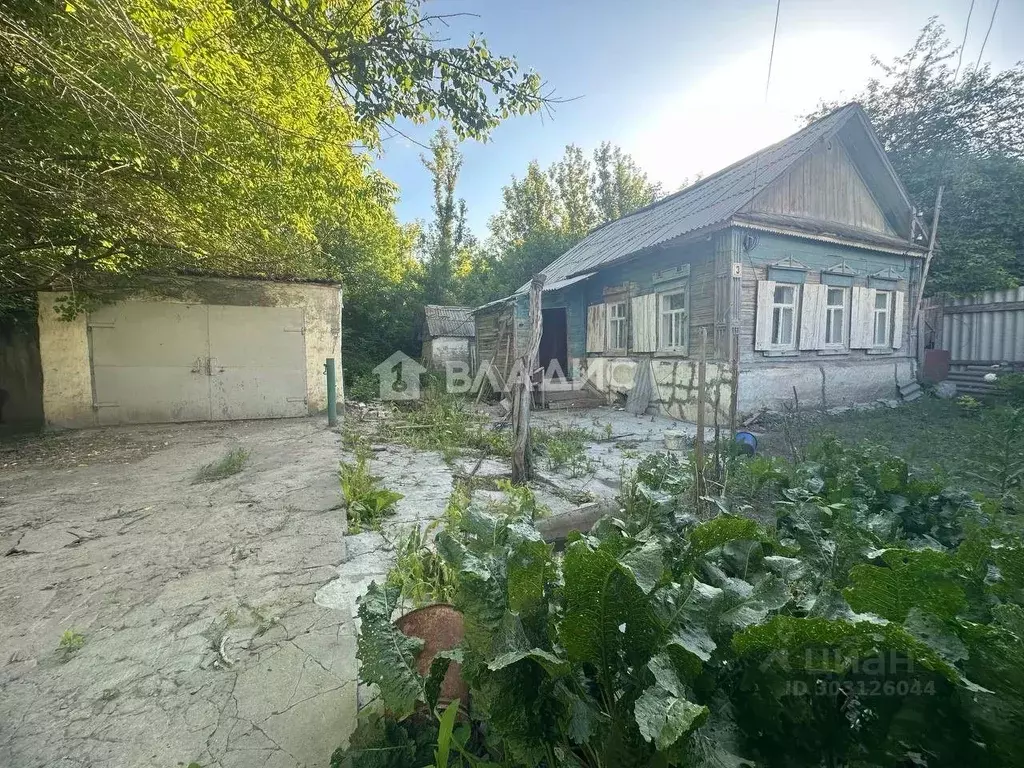 Дом в Саратовская область, Вольский район, Терсинское муниципальное ... - Фото 1