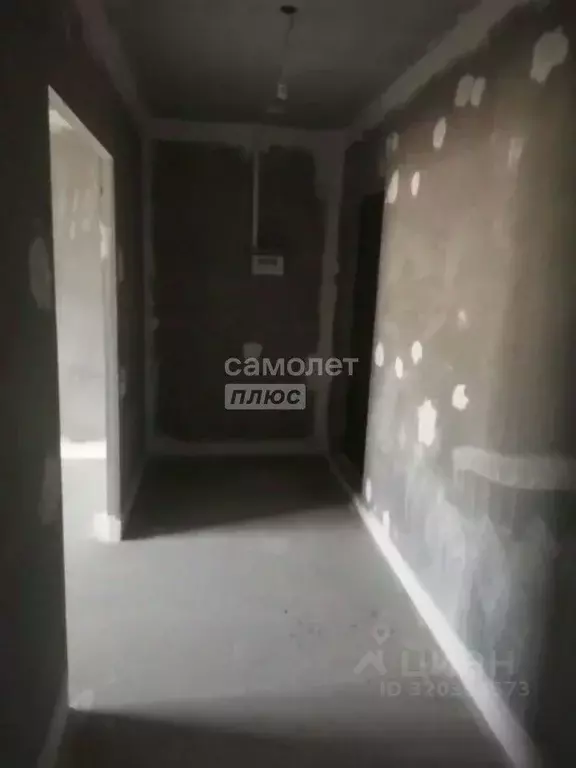 1-к кв. Челябинская область, Миасс ул. Романенко, 4 (40.6 м) - Фото 0