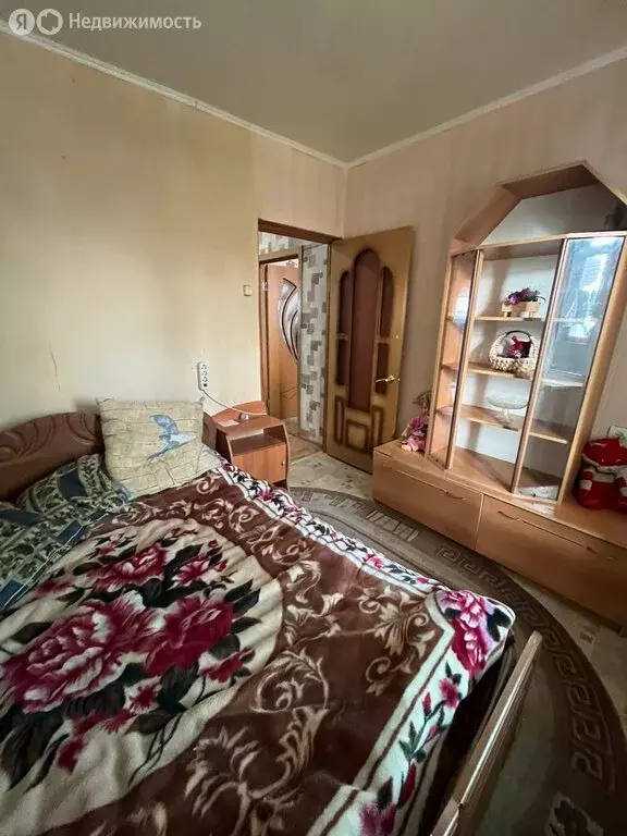 3-комнатная квартира: Икряное, улица Пугачёва, 21 (60.8 м) - Фото 2