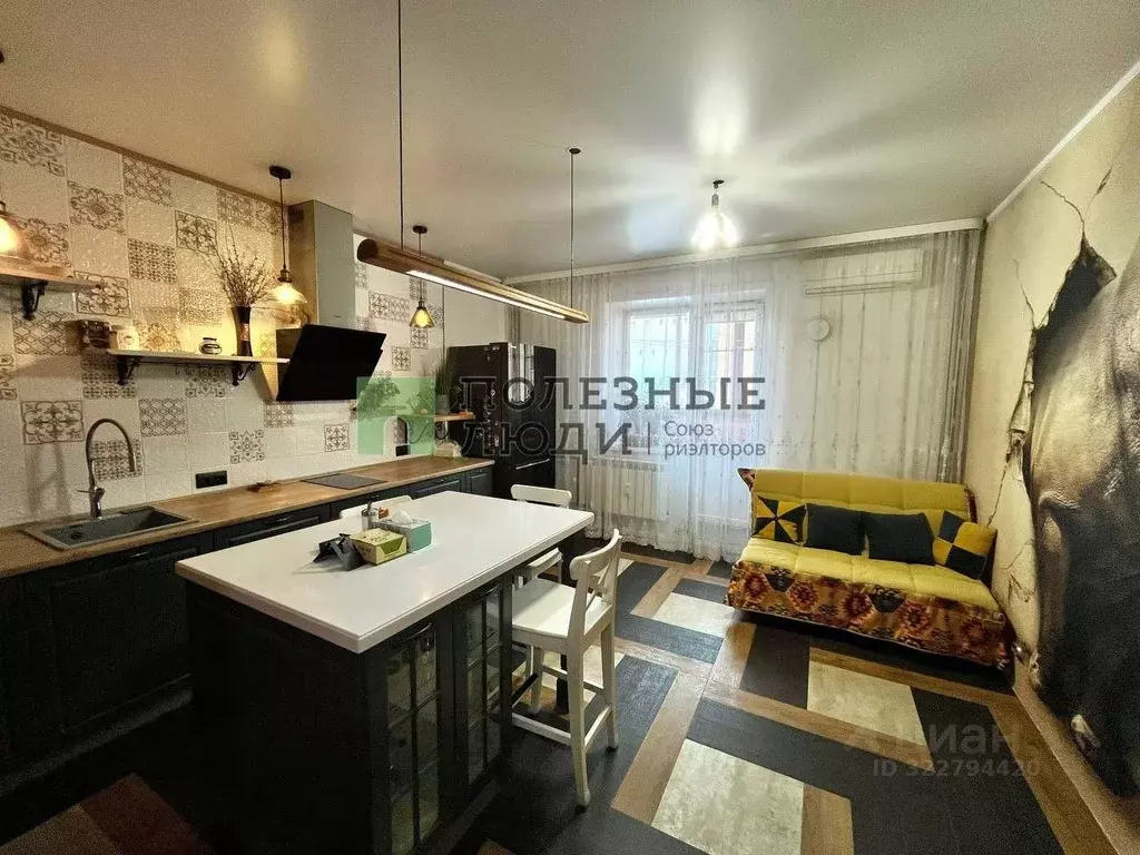 2-к кв. Забайкальский край, Чита Петровско-Заводская ул., 23 (57.4 м) - Фото 1