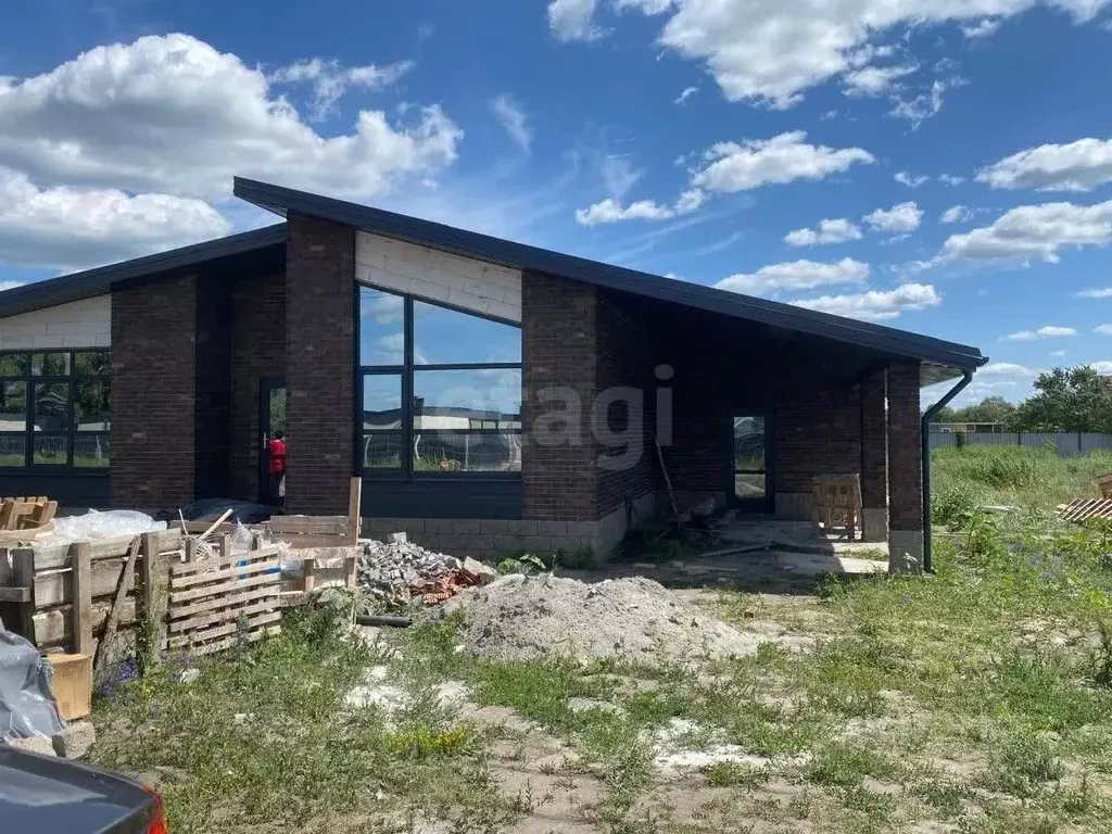 Дом в Белгородская область, Белгородский район, с. Стрелецкое 2 (100 ... - Фото 0
