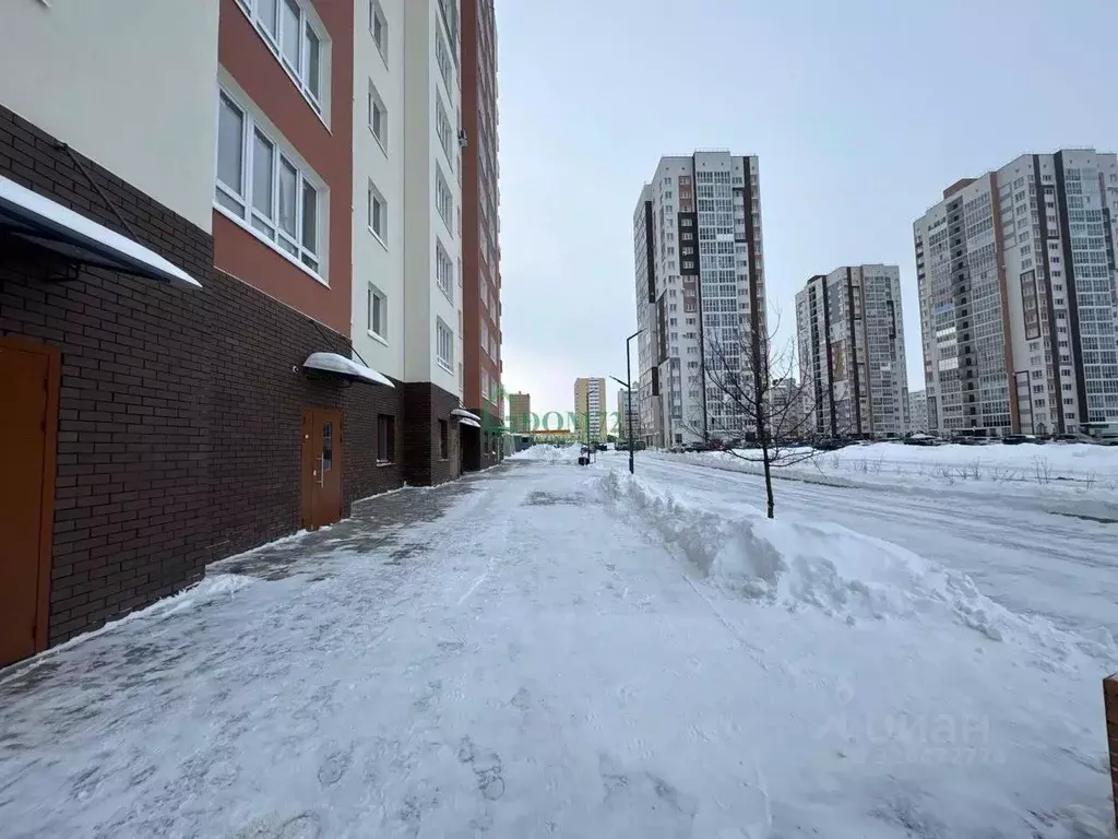 Помещение свободного назначения в Тюменская область, Тобольск 15-й ... - Фото 2