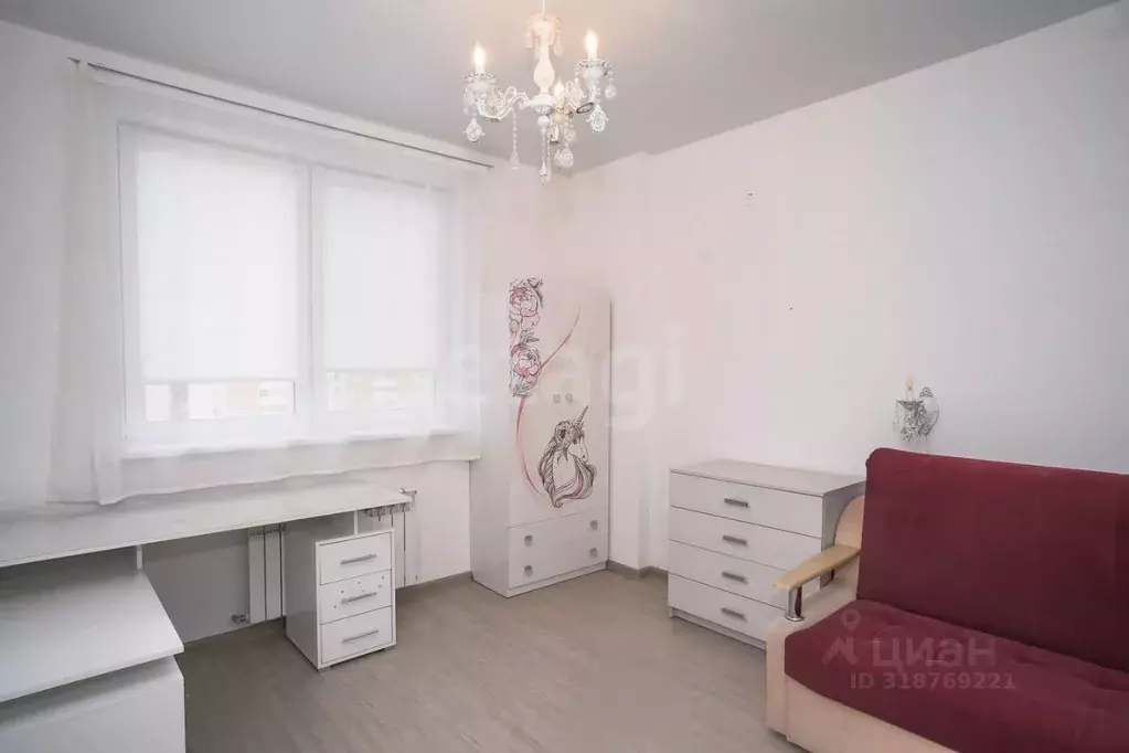 3-к кв. Тверская область, Тверь Оснабрюкская ул., 14 (78.0 м) - Фото 0