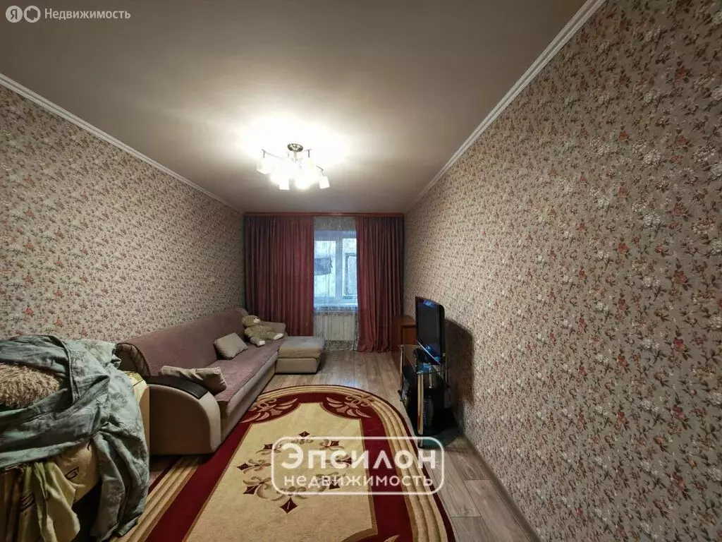 3-комнатная квартира: Курск, улица Бойцов 9-й Дивизии, 191 (76.2 м) - Фото 2