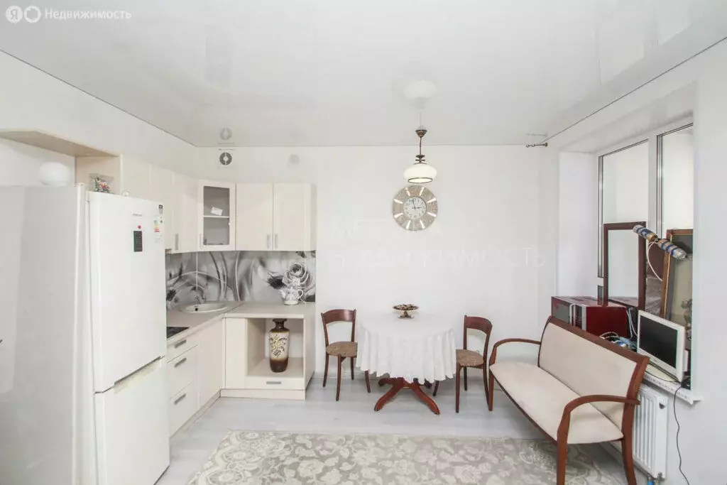 Квартира-студия: Тюмень, улица Василия Севергина, 2к1 (31.8 м) - Фото 1
