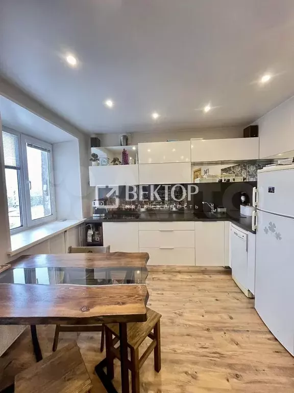 3-к. квартира, 97 м, 9/10 эт. - Фото 0
