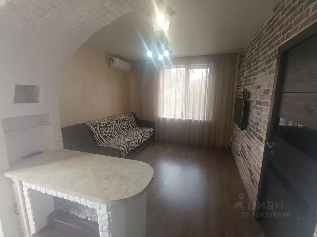 2-к кв. Краснодарский край, Сочи Каспийская ул., 42Б (50.0 м) - Фото 1