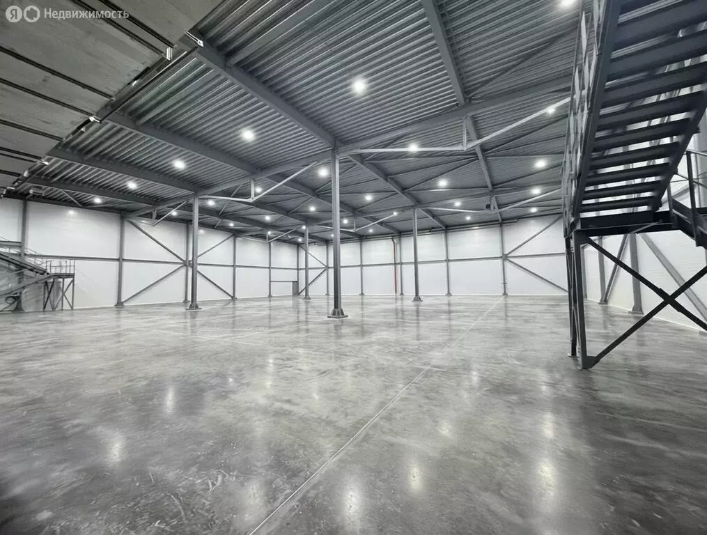 Склад (1500 м) - Фото 1