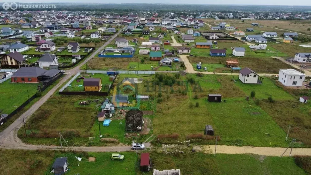 Участок в деревня Кипень, 1-я Медвежья улица (10 м) - Фото 0