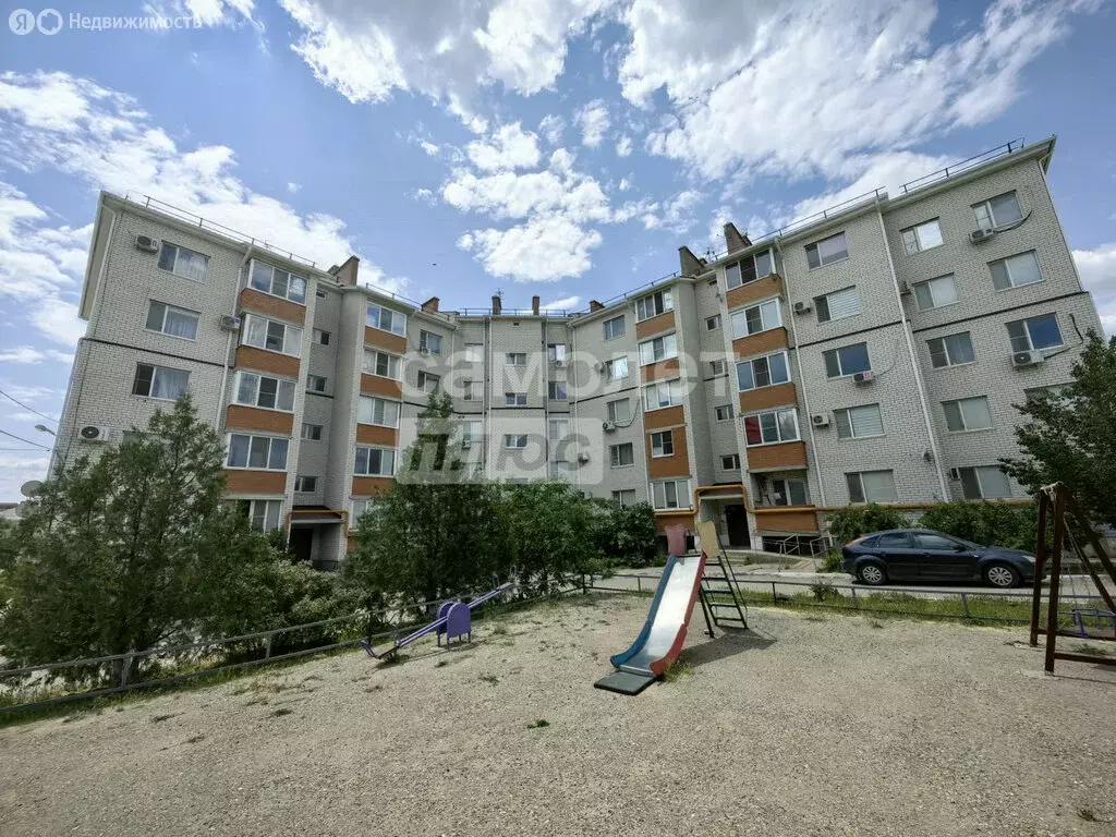 3-комнатная квартира: Элиста, Калачинская улица, 22 (79 м) - Фото 1