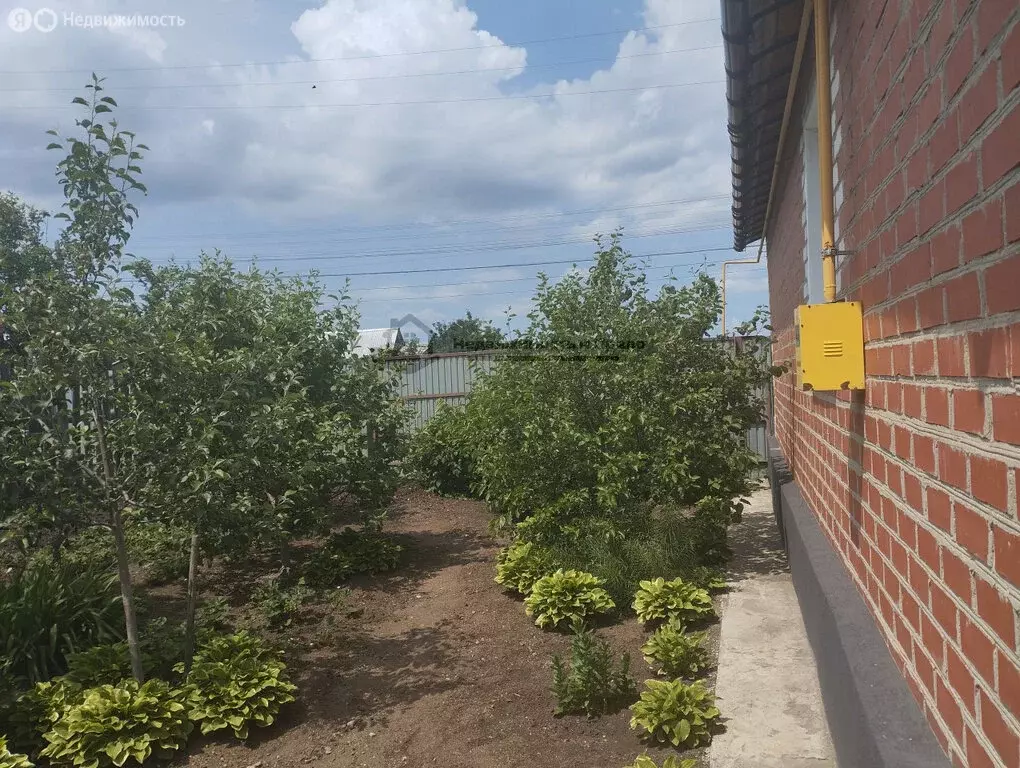 Дом в посёлок Снежный, Шоссейная улица, 22 (70 м) - Фото 0