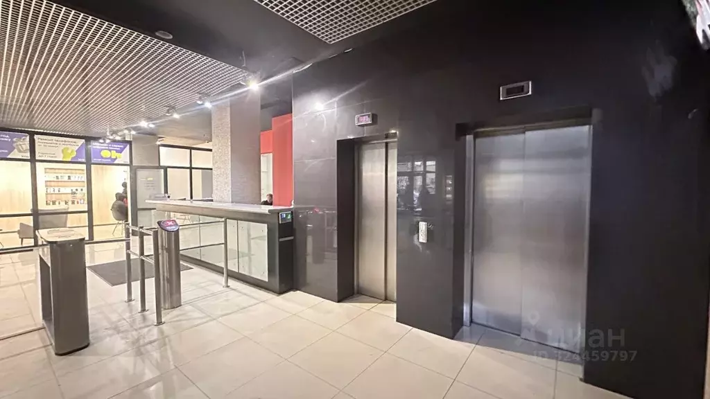 Офис в Свердловская область, Екатеринбург ул. 8 Марта, 12А (71 м) - Фото 1