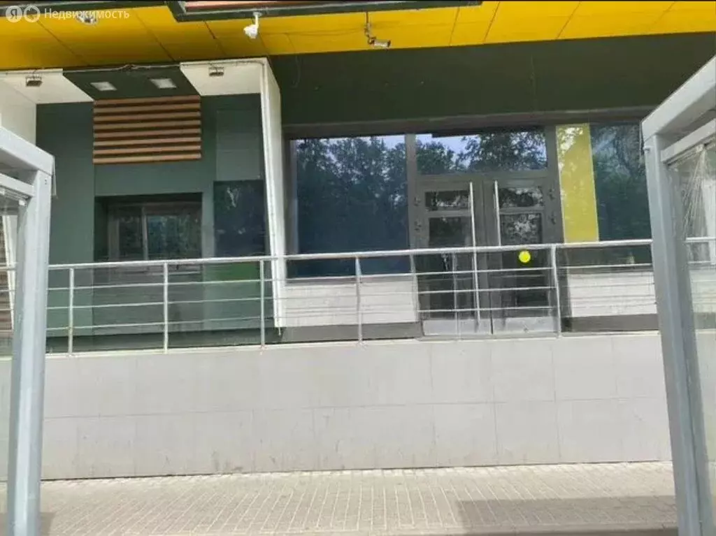 Торговая площадь (380 м) - Фото 1