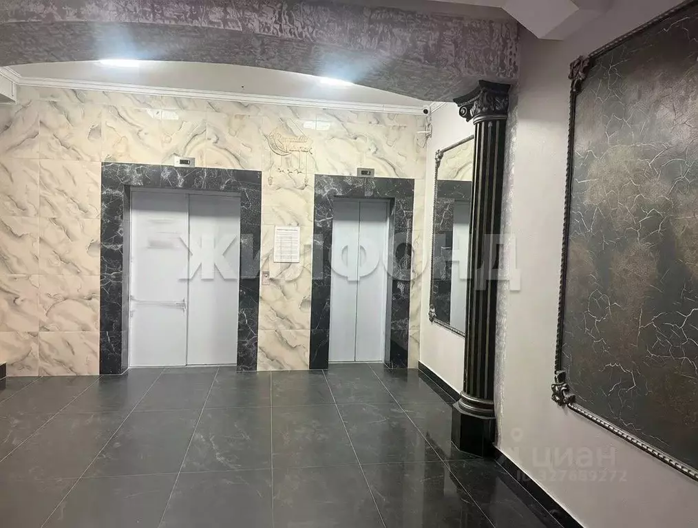 3-к кв. Карачаево-Черкесия, Черкесск Октябрьская ул., 384А (119.8 м) - Фото 1