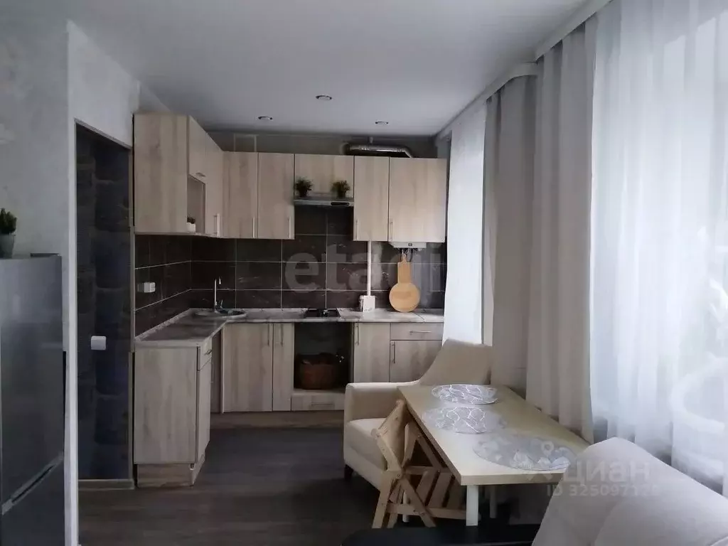 1-к кв. Тульская область, Узловая ул. Беклемищева, 28 (30.0 м) - Фото 2