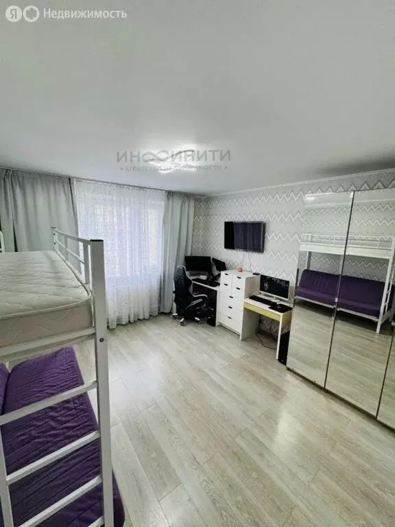 3-комнатная квартира: Москва, улица Декабристов, 22 (64.6 м) - Фото 1