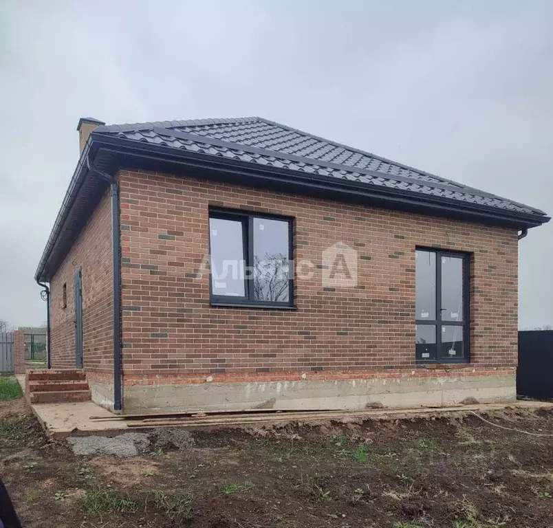 Дом в Краснодарский край, Тимашевск Колхозный пер., 2 (103 м) - Фото 1