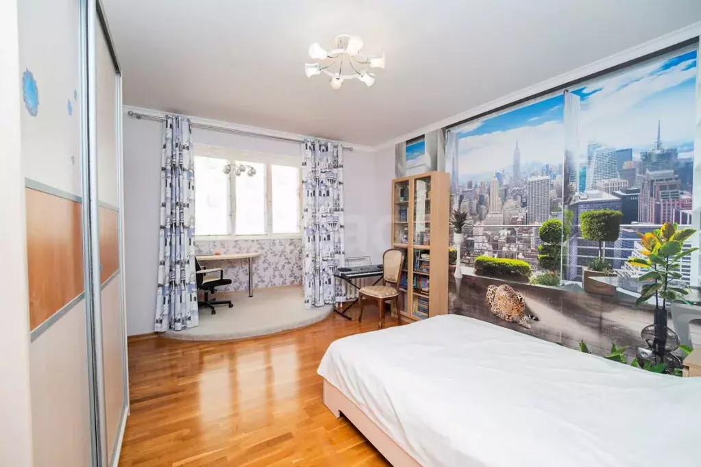 3-к кв. Башкортостан, Уфа ул. Мингажева, 121/2 (128.3 м) - Фото 0