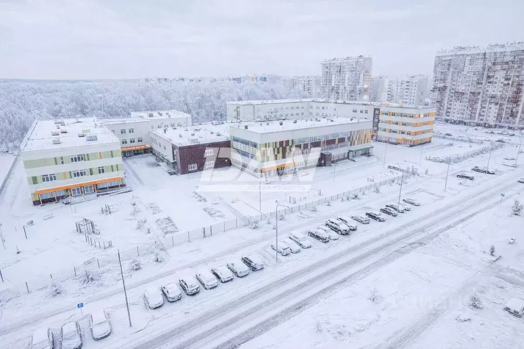 3-к кв. Челябинская область, Челябинск ул. Скульптора Головницкого, 28 ... - Фото 1