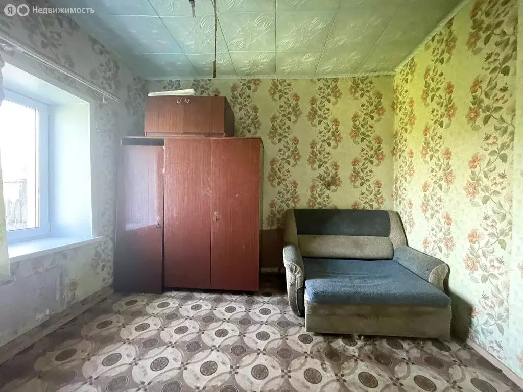 Дом в Соликамск, улица Кутузова, 8 (30 м) - Фото 1