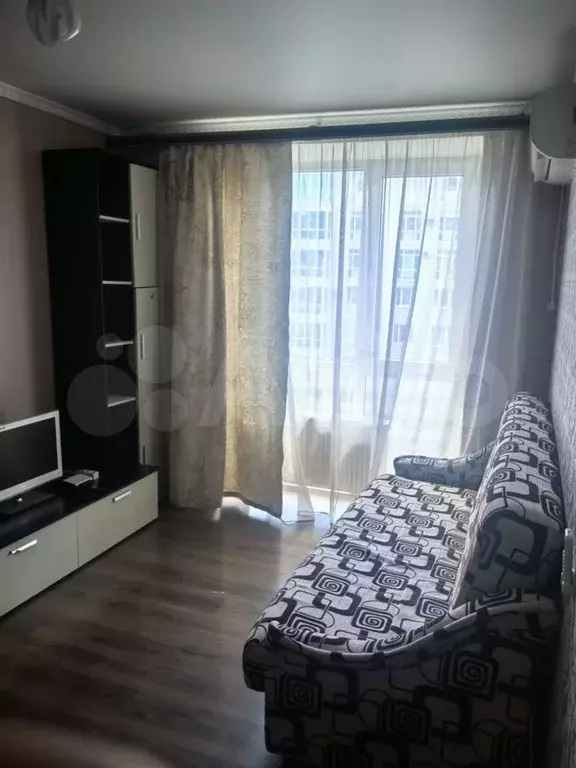 1-к. квартира, 27 м, 4/6 эт. - Фото 0