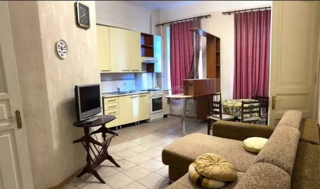 2-к кв. Санкт-Петербург 8-я Красноармейская ул., 14 (66.4 м) - Фото 0