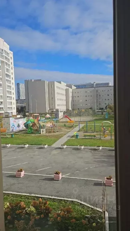 2-к кв. Свердловская область, Екатеринбург ул. Фурманова, 123 (60.4 м) - Фото 1