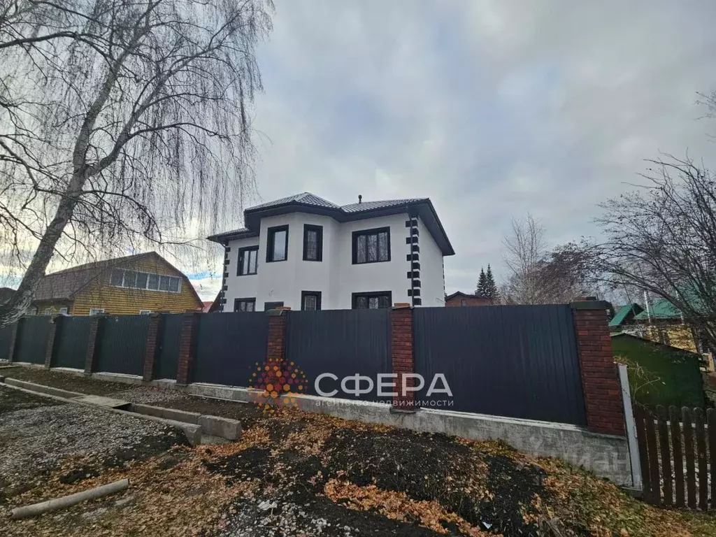 Коттедж в Новосибирская область, Новосибирск ул. Железняка, 23 (196 м) - Фото 1