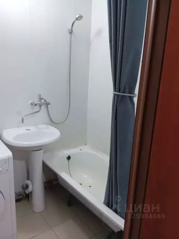 1-к кв. Чувашия, Чебоксары ул. Николая Рождественского, 8 (38.0 м) - Фото 1