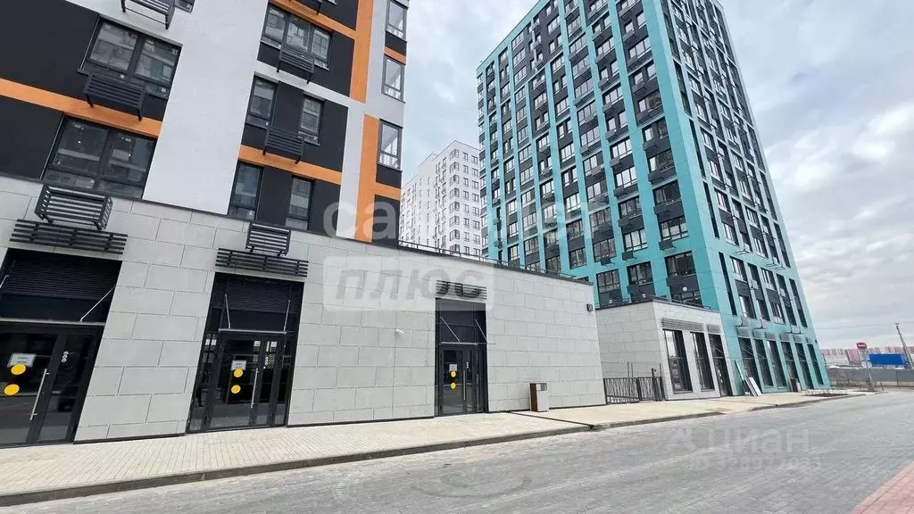 Помещение свободного назначения в Москва Деснаречье жилой комплекс, ... - Фото 2