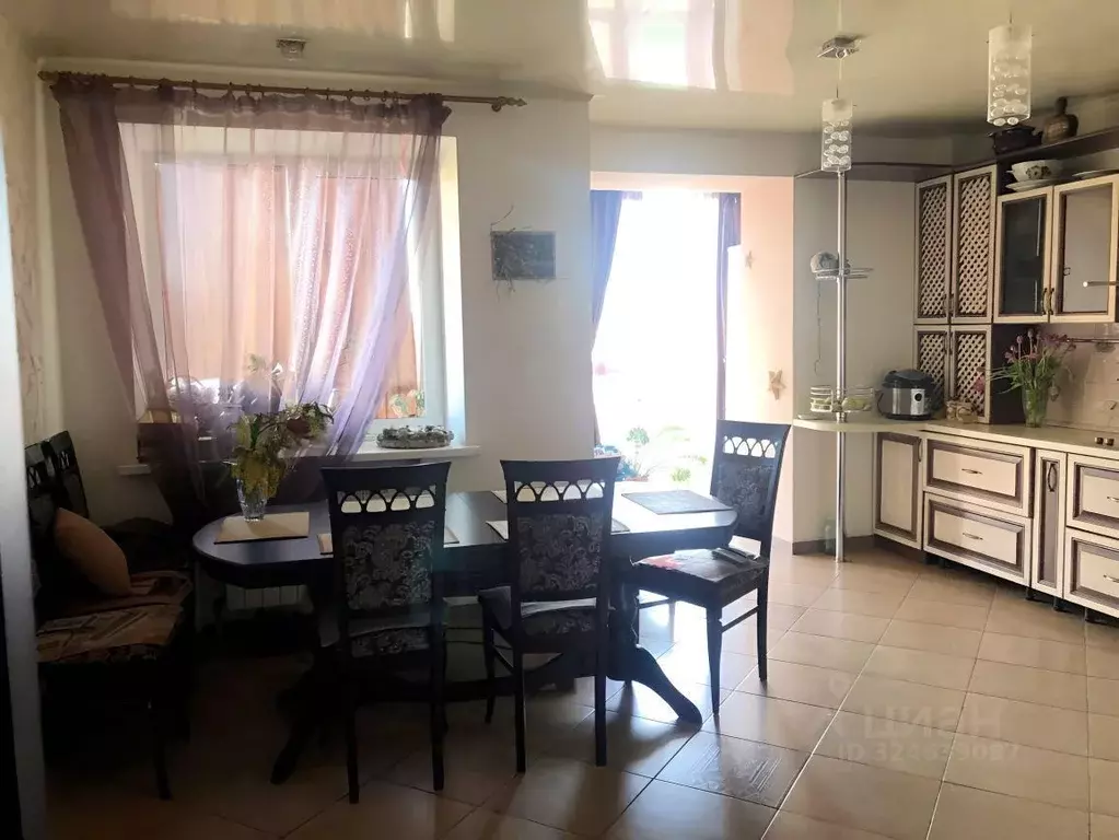 3-к кв. Саратовская область, Энгельс Коммунистическая ул., 31 (103.0 ... - Фото 2