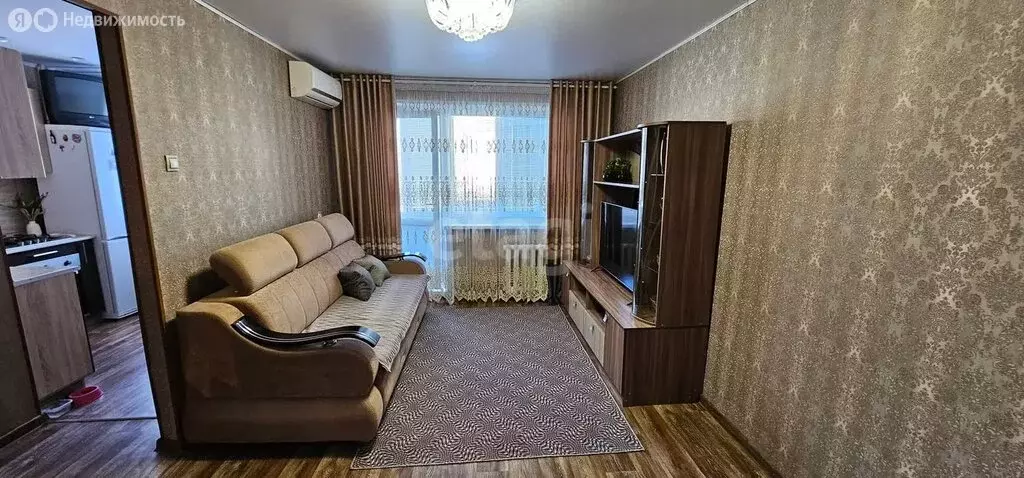 3-комнатная квартира: Салават, бульвар Салавата Юлаева, 55А (59.9 м) - Фото 0