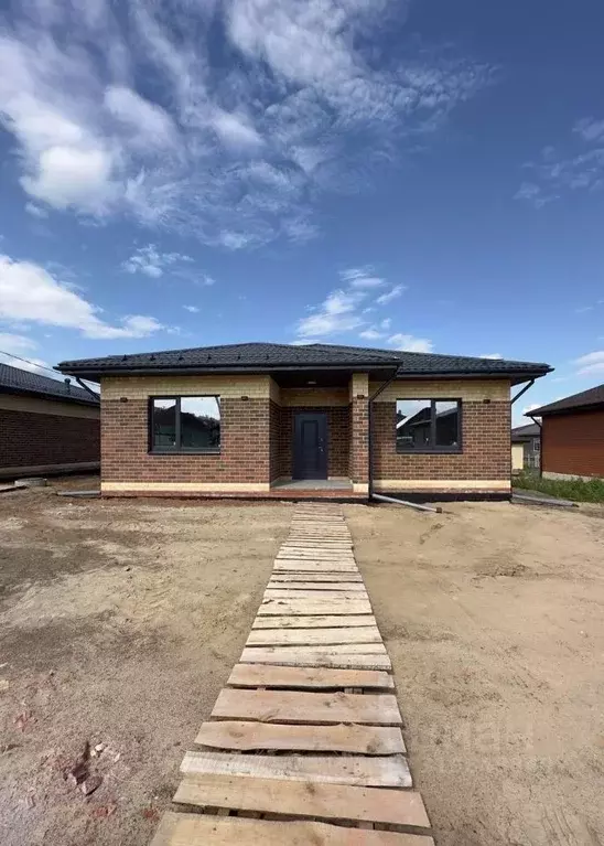 Коттедж в Татарстан, Пестречинский район, Богородское с/пос, д. Куюки ... - Фото 1