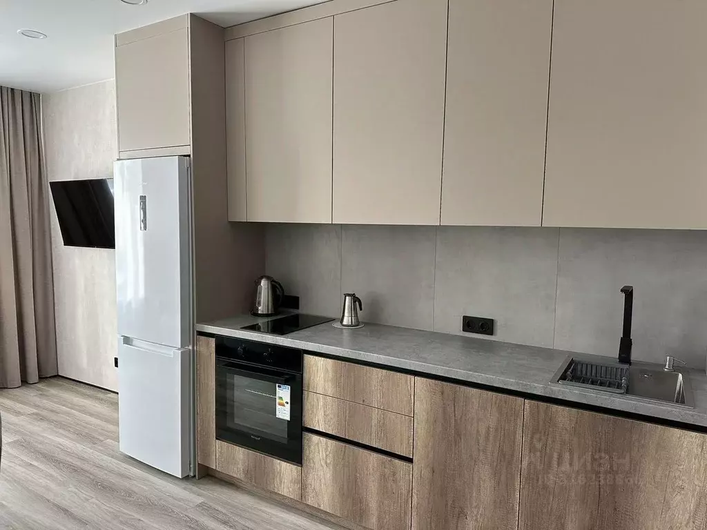 1-к кв. Тюменская область, Тюмень ул. Молодогвардейцев, 5к1 (44.0 м) - Фото 0