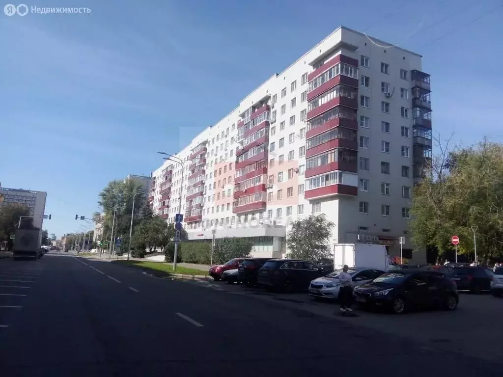 Помещение свободного назначения (1800 м) - Фото 0