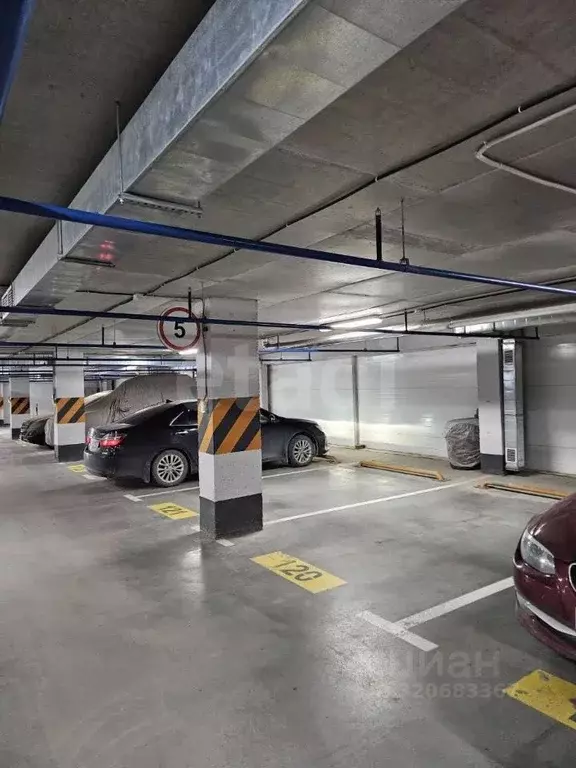 Гараж в Тюменская область, Тюмень ул. Тимофея Чаркова, 79с1 (16 м) - Фото 1